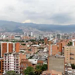 Laureles 16Th Floor Stylish Spring City Treat