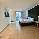 Hospedaje,Centro, Medellin,Only,Adults,Turismocolombia-Fit