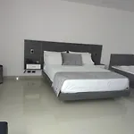 Calle 10 Express Hotel