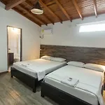 Montanita Hostel