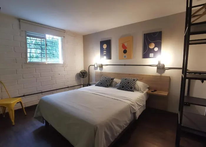 FRN102 Two comfortables rooms in Poblado Medellín