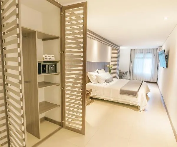 Hotel Torre Poblado