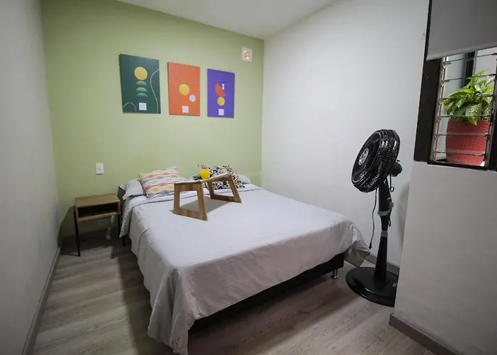 Comodo Aparta Suite En Zona Poblado Medellin M101 By Roots Rentals