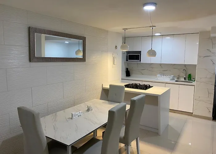 Apartamento En Laureles Estadio Torres 201