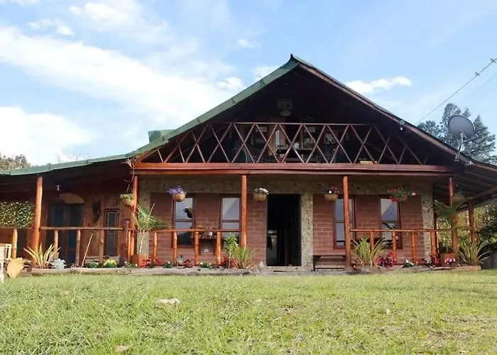 Hostal Techo Verde