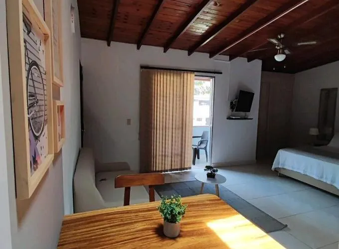 Apartamento Loft A Media Cuadra De La Estacion Floresta