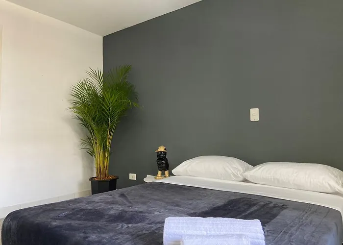 Apartamento En Medellin Cerca De Laureles