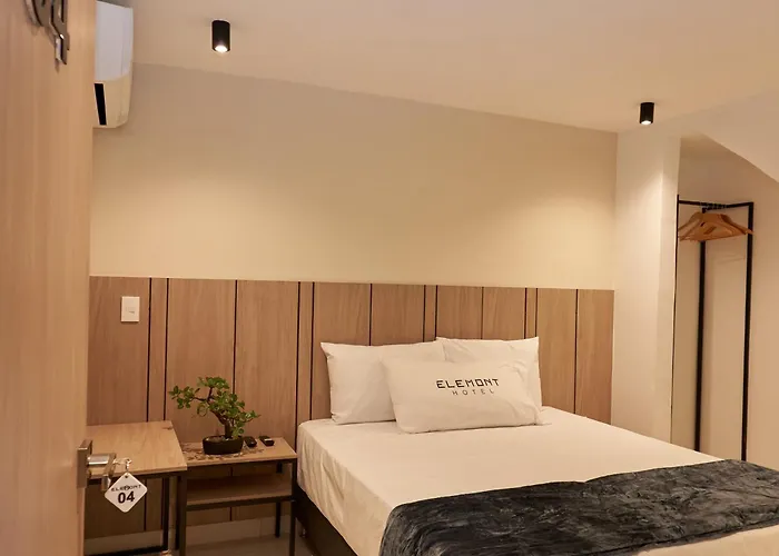 Elemont Hotel
