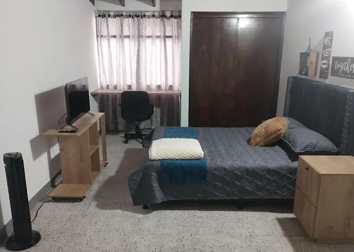 Casa La Victoria Alojamiento Completo Medellin
