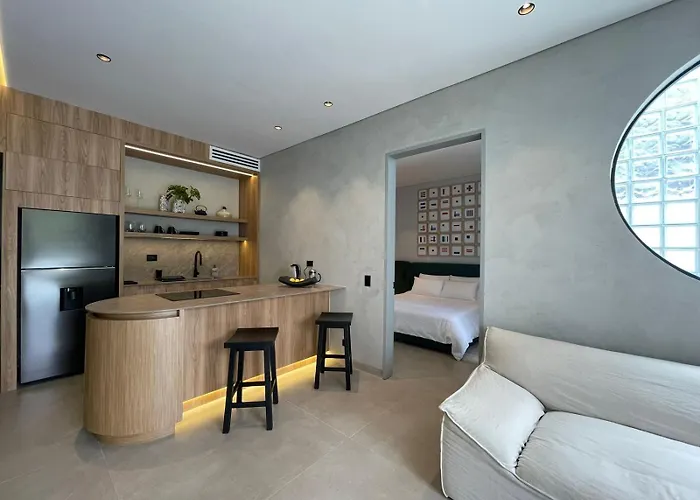 Casa Tokyo 4 Manila - Terraza By Xcay Home