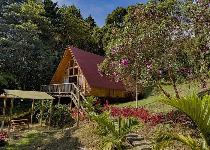 Hermosa Cabaña tipo chalet en Santa Elena
