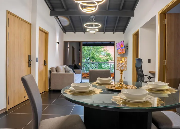 Modern Central Apt Laureles Medellin With 3 Acs