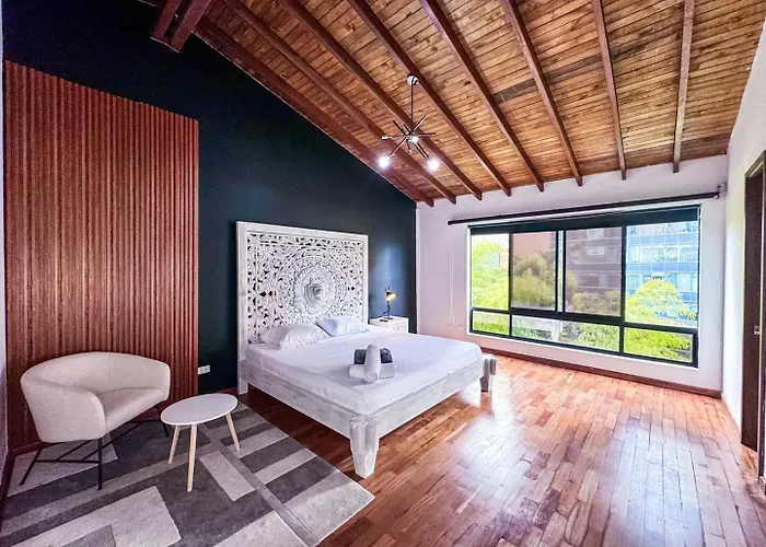 3Br 240 M Ac Pool El Tesoro