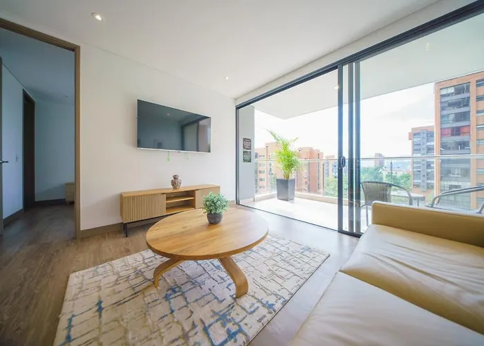 Luxury High-Rise In Medellin 2Br Executive Retreat