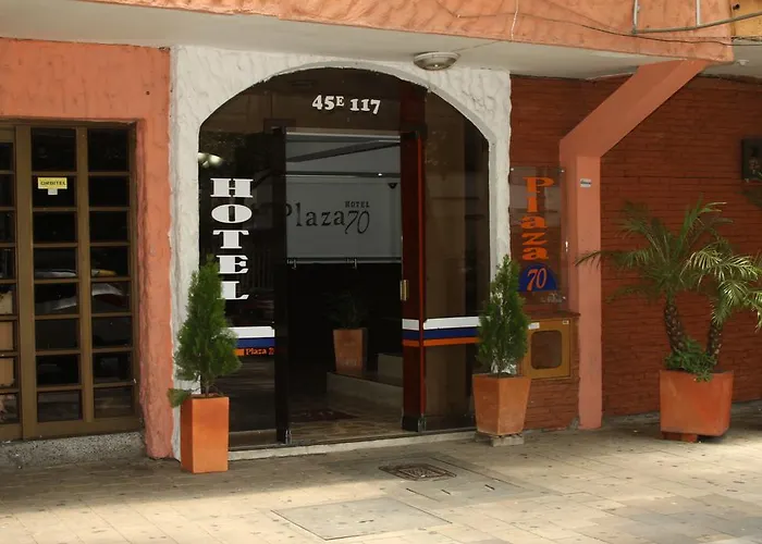 Hotel Plaza 70