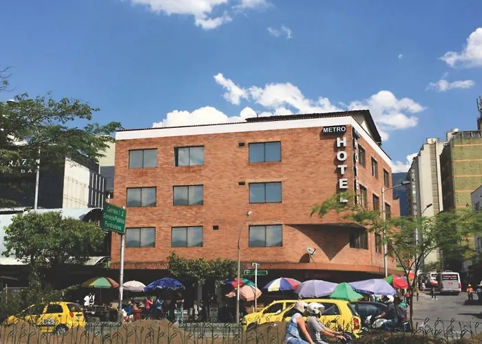 H Metro Hotel