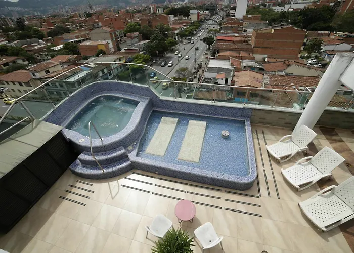 Hotel 33 Conquest