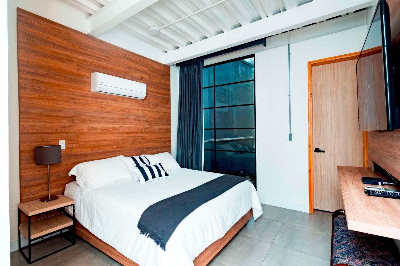 Hotel Tlc My