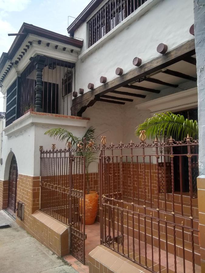 Guest house Del Prado Medellin