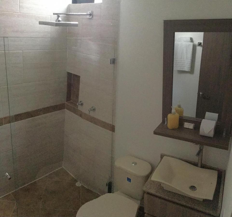 Avanti 2* Medellín
