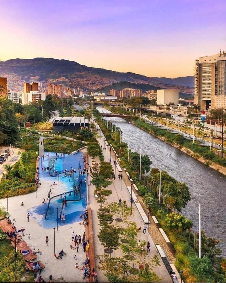 Apartamento En El Barrio Estadio Laureles Medellín