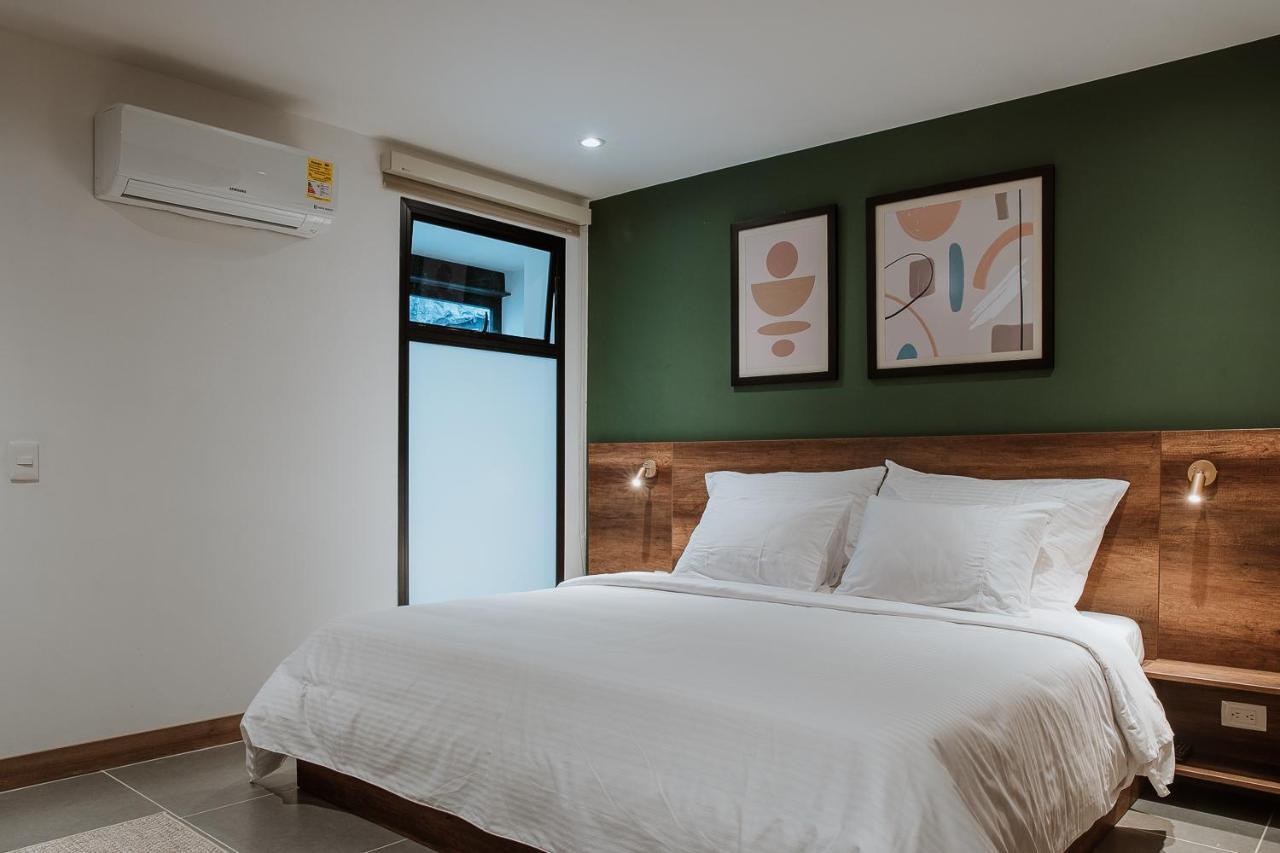 Villaz Luxury Apartahotel