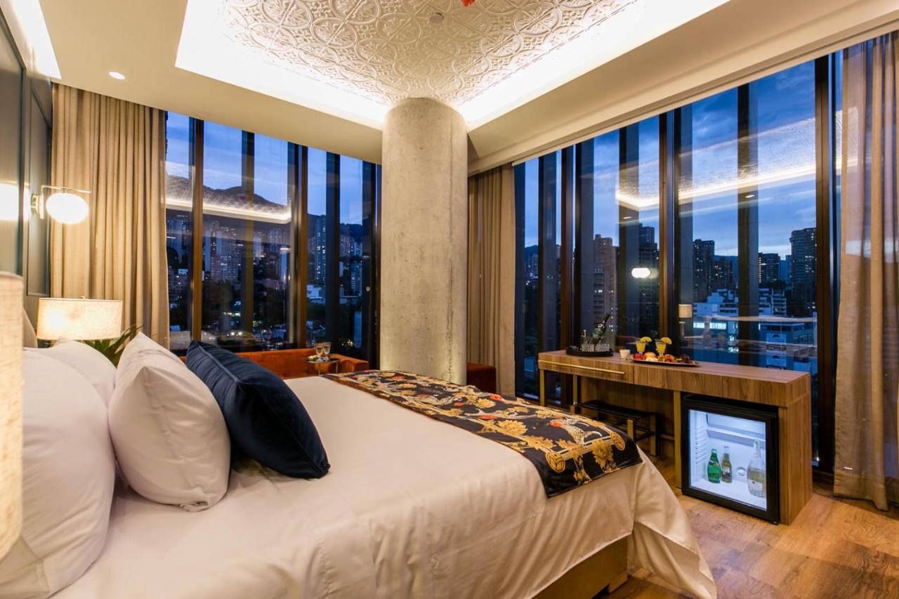 Marquee Hotel 5*