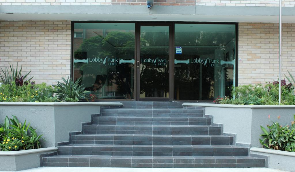 Lobby Park Hotel