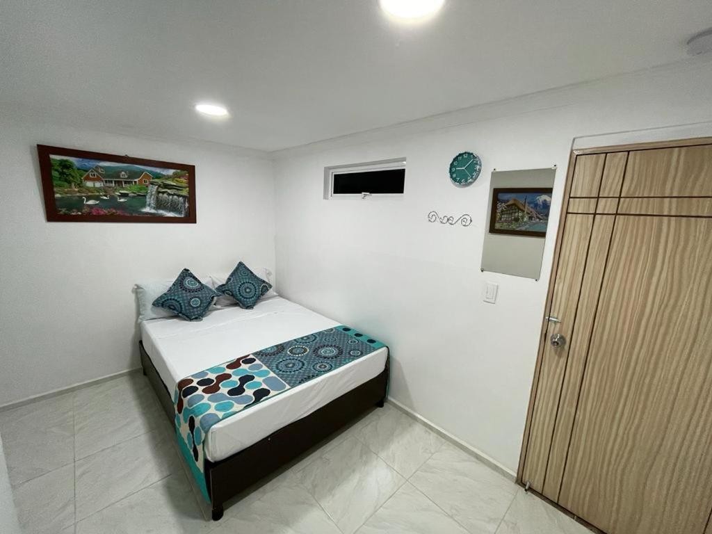 Eterna Primavera Hotel 2*