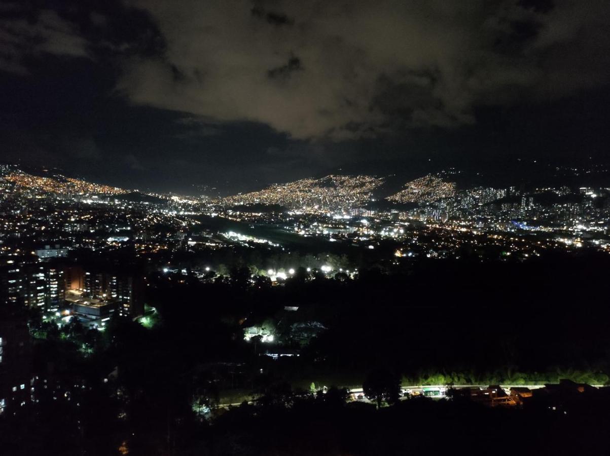 Hermoso Con Vista A Todo Apartamento