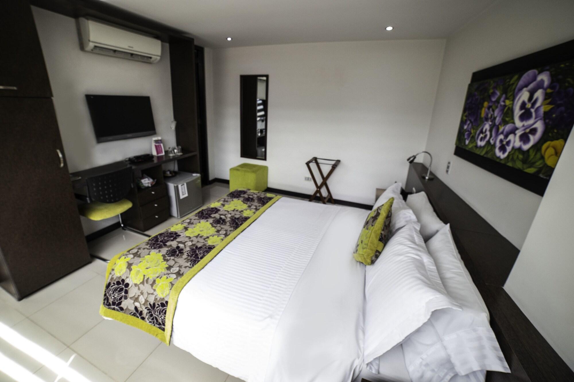 Golden Palermo Hotel 4*