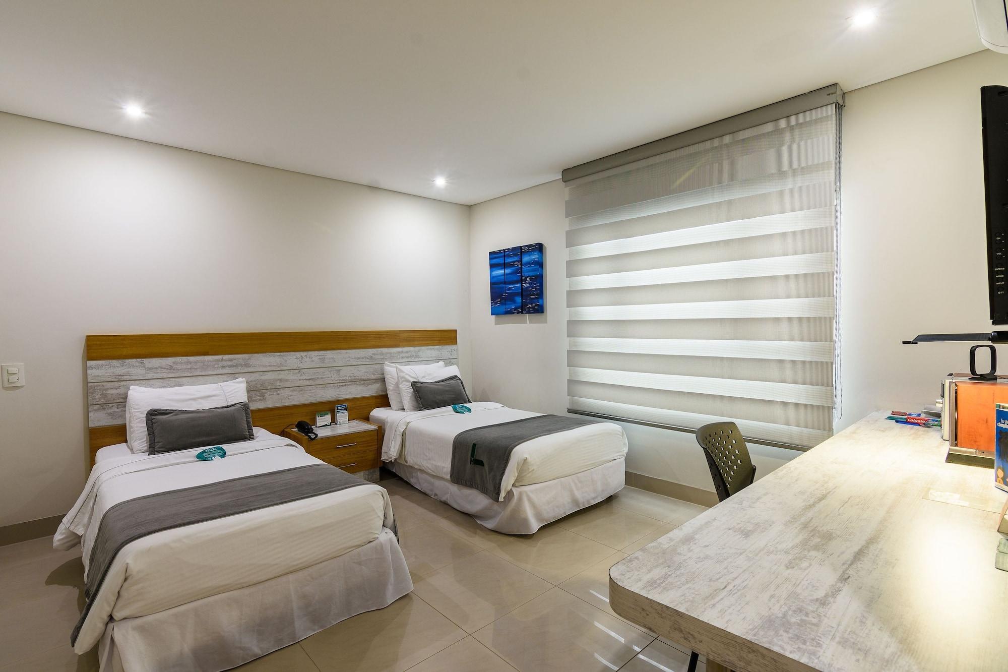 Lincoln 4* Medellin