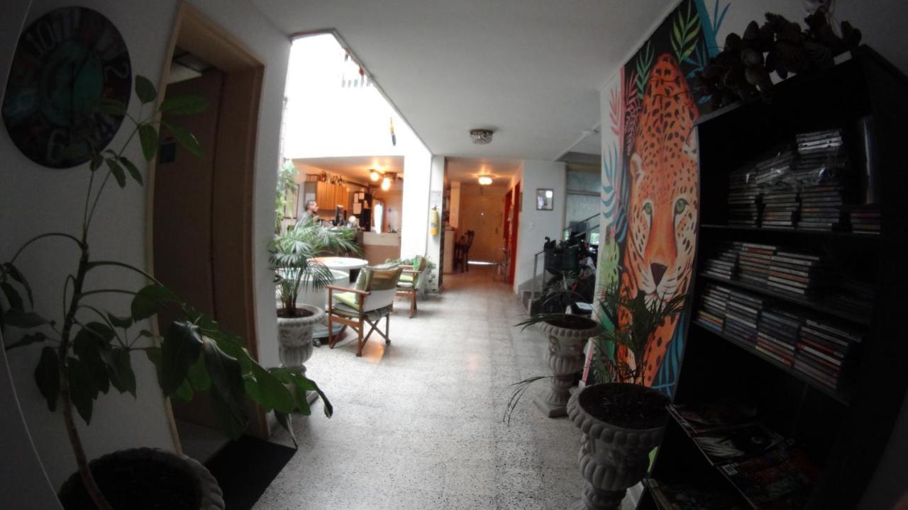Básico Medellín Hostel *
