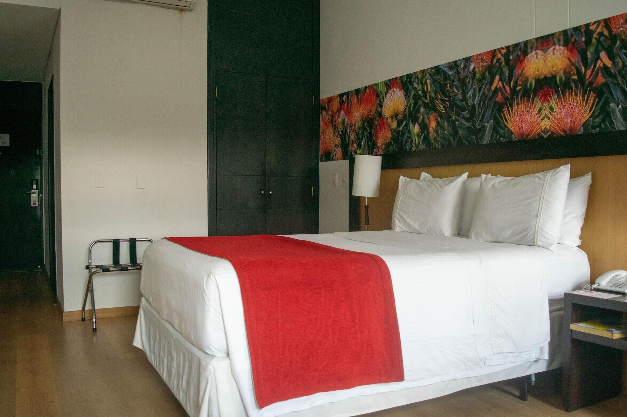 Hotel Mi Sandiego 4*