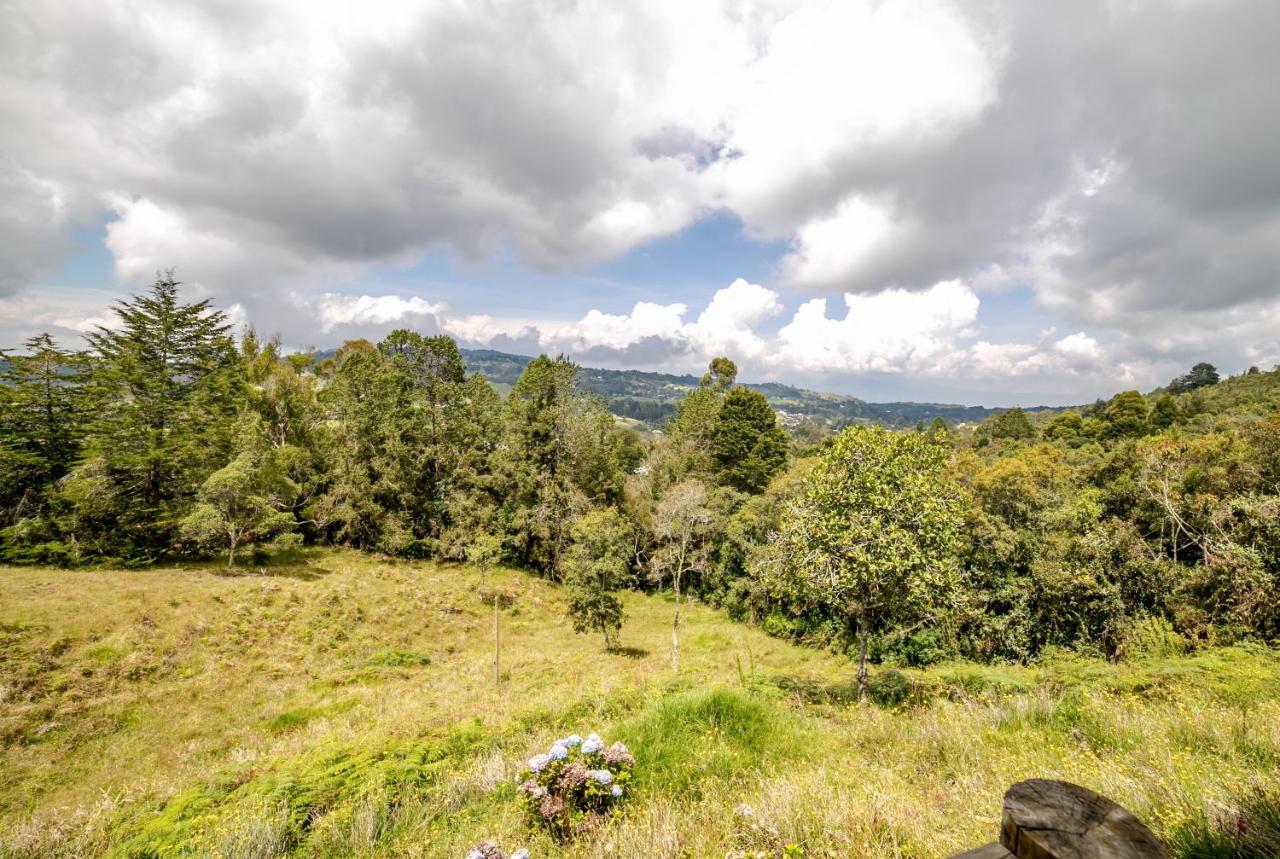 Cerro Mirador Camping *