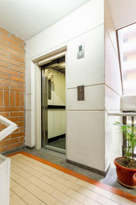 Apartamento Fabulous In The Heart Of *