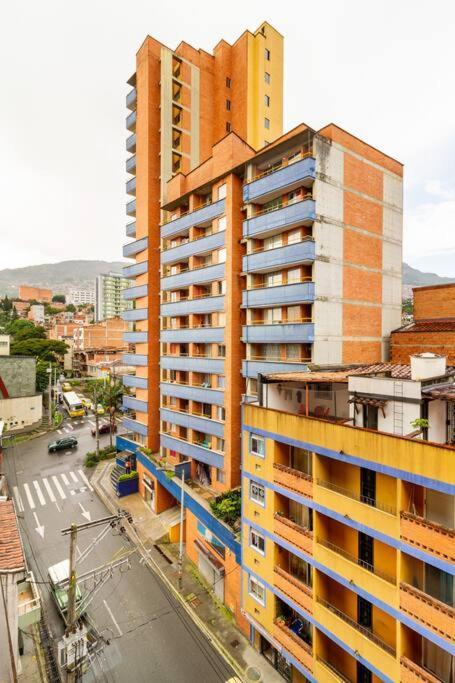 Fabulous In The Heart Of * Medellín