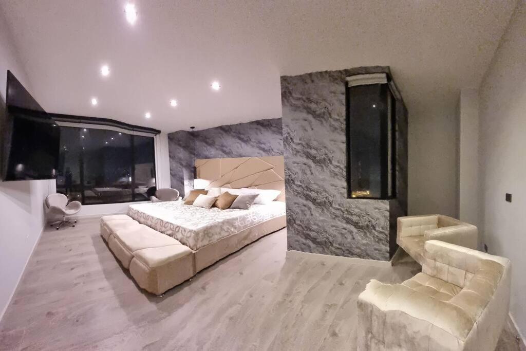 The View Luxury Building *