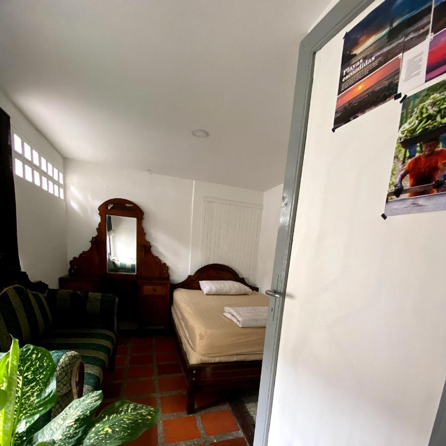 Pensión Casa Tías *
