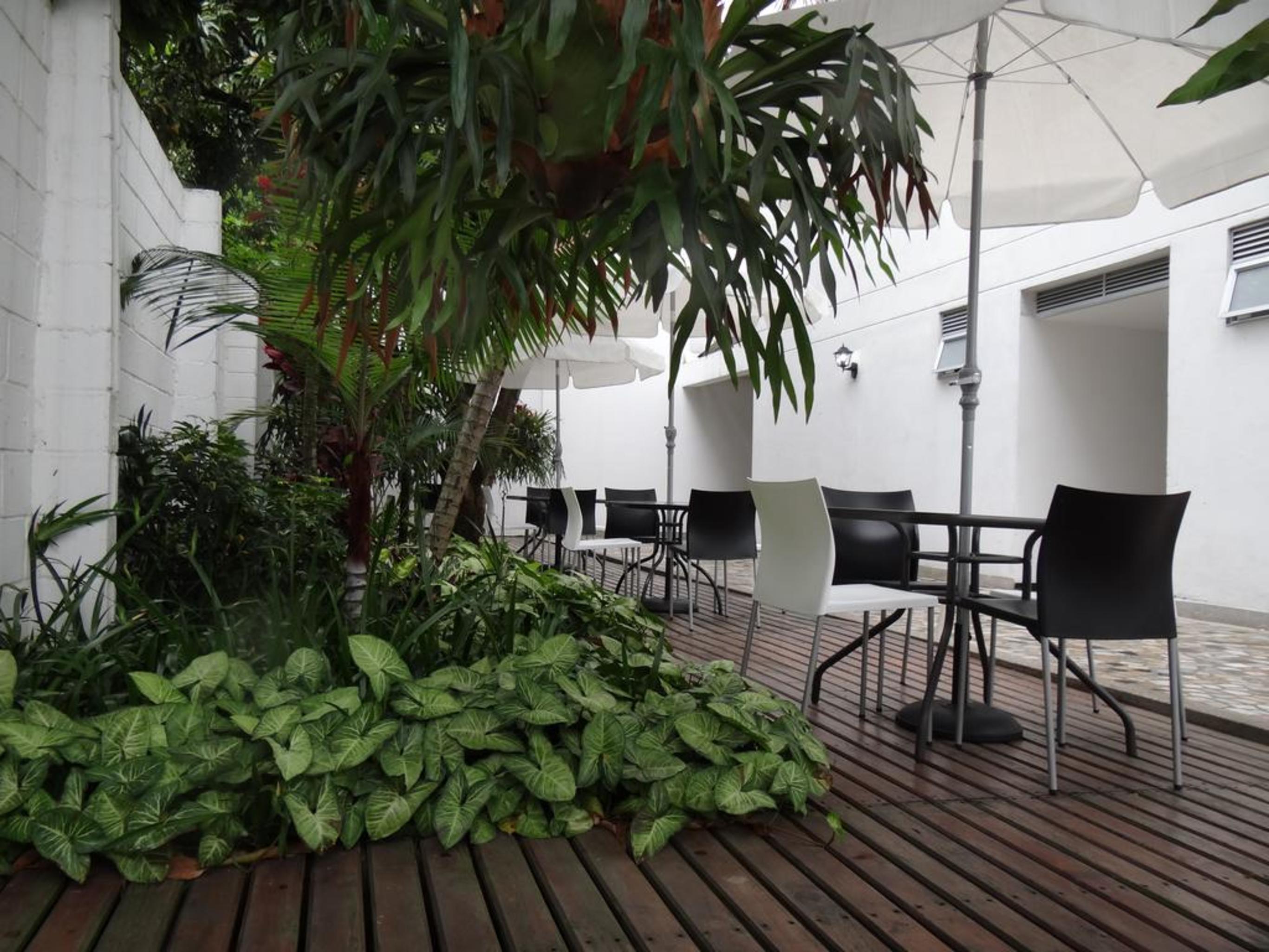 Greenview By St Hotel 4*
