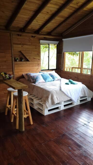 La Selva, Hermosa Cabaña Rodeada De Naturaleza. Villa