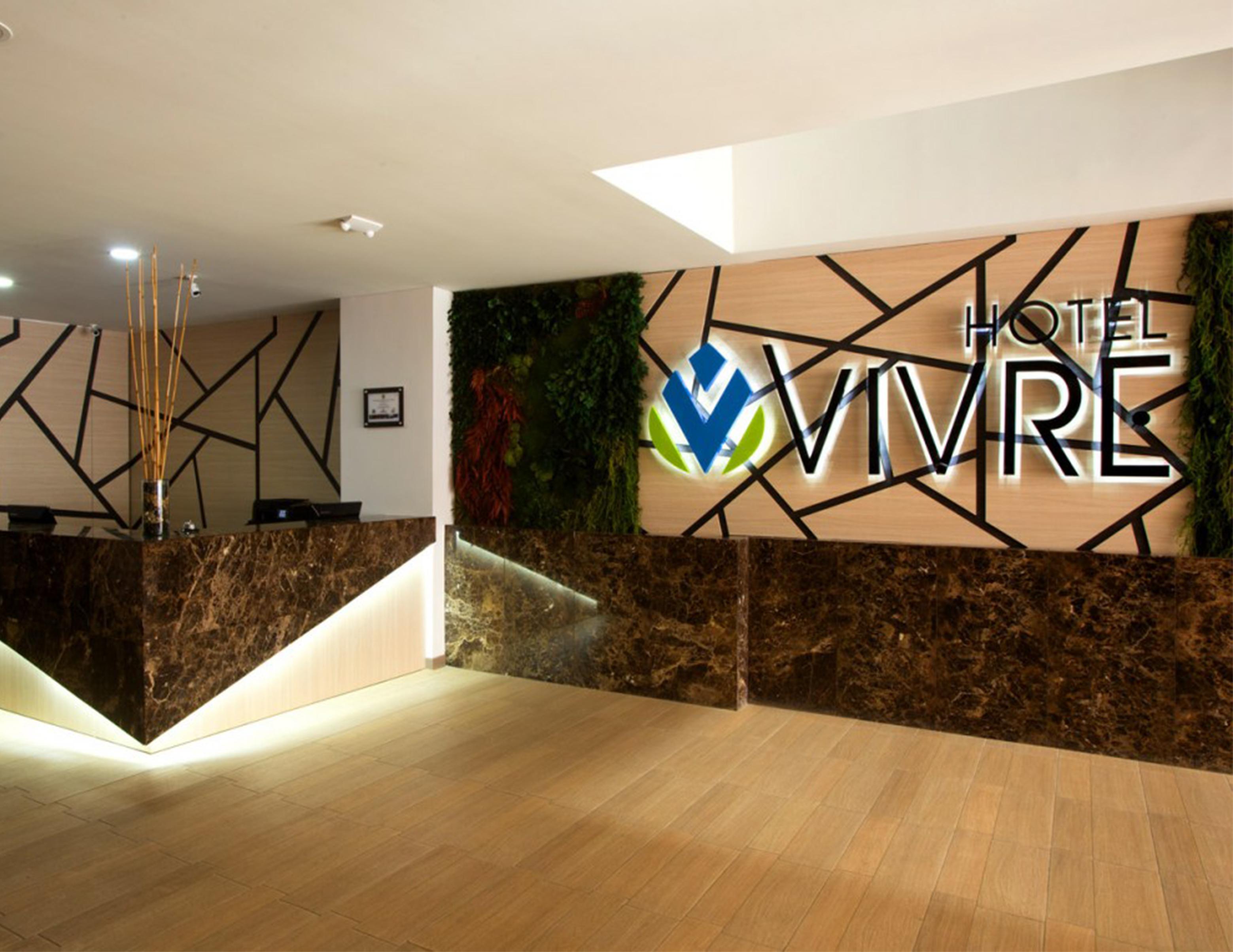 Vivre 3*