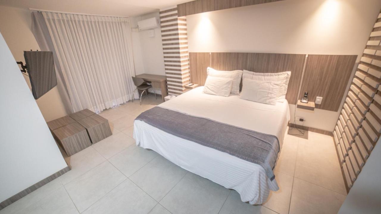 Torre Poblado Hotel *