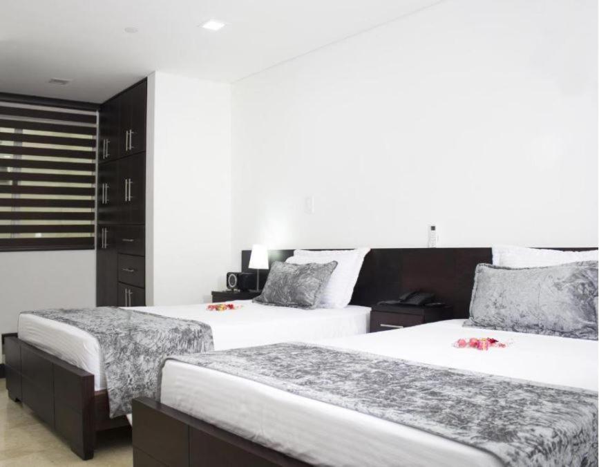 Lleras Express Hotel