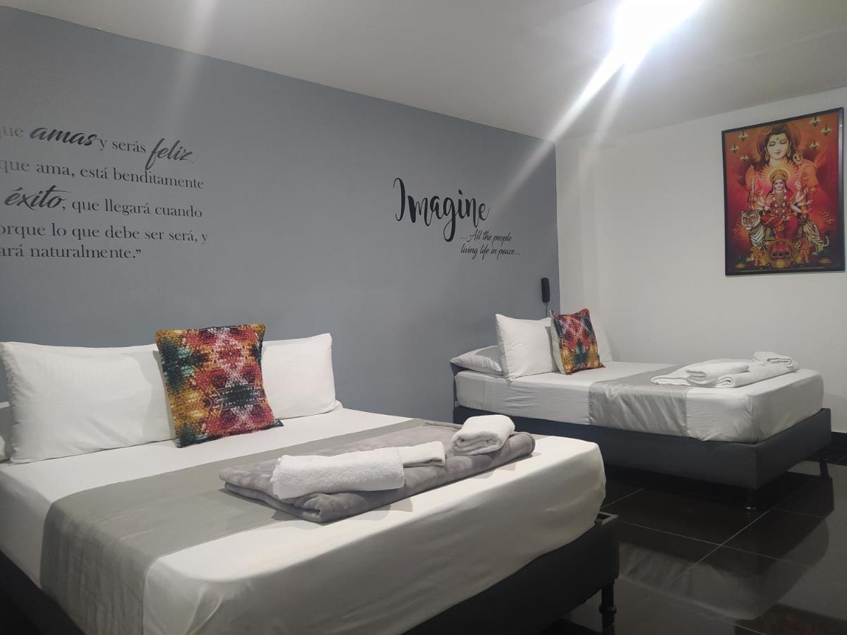 Aura Hotel 3*