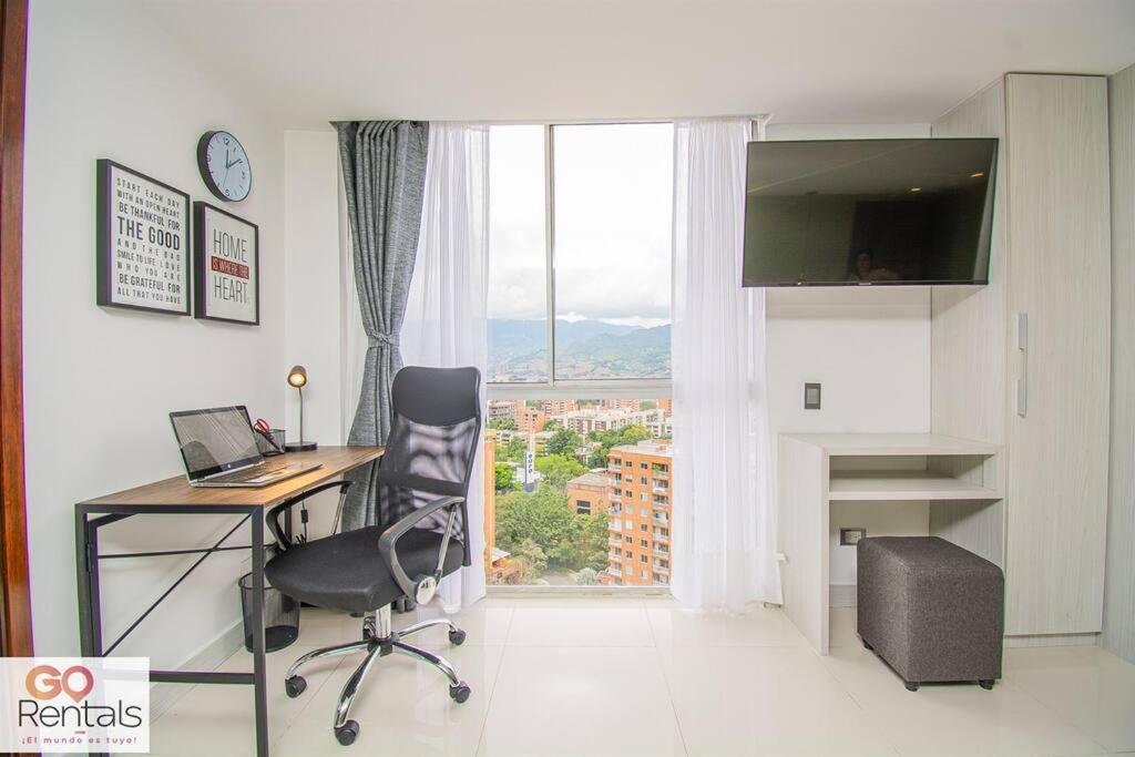 Cozy Studio, Fast Internet, Poblado, Parking * Medellín