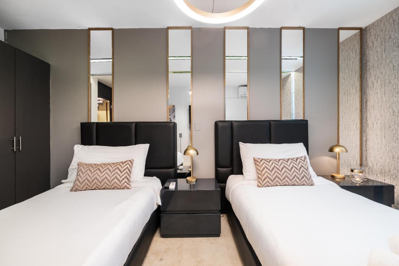 Casa Catalina Luxury 9bdr In Lleras Park Villa Medellín