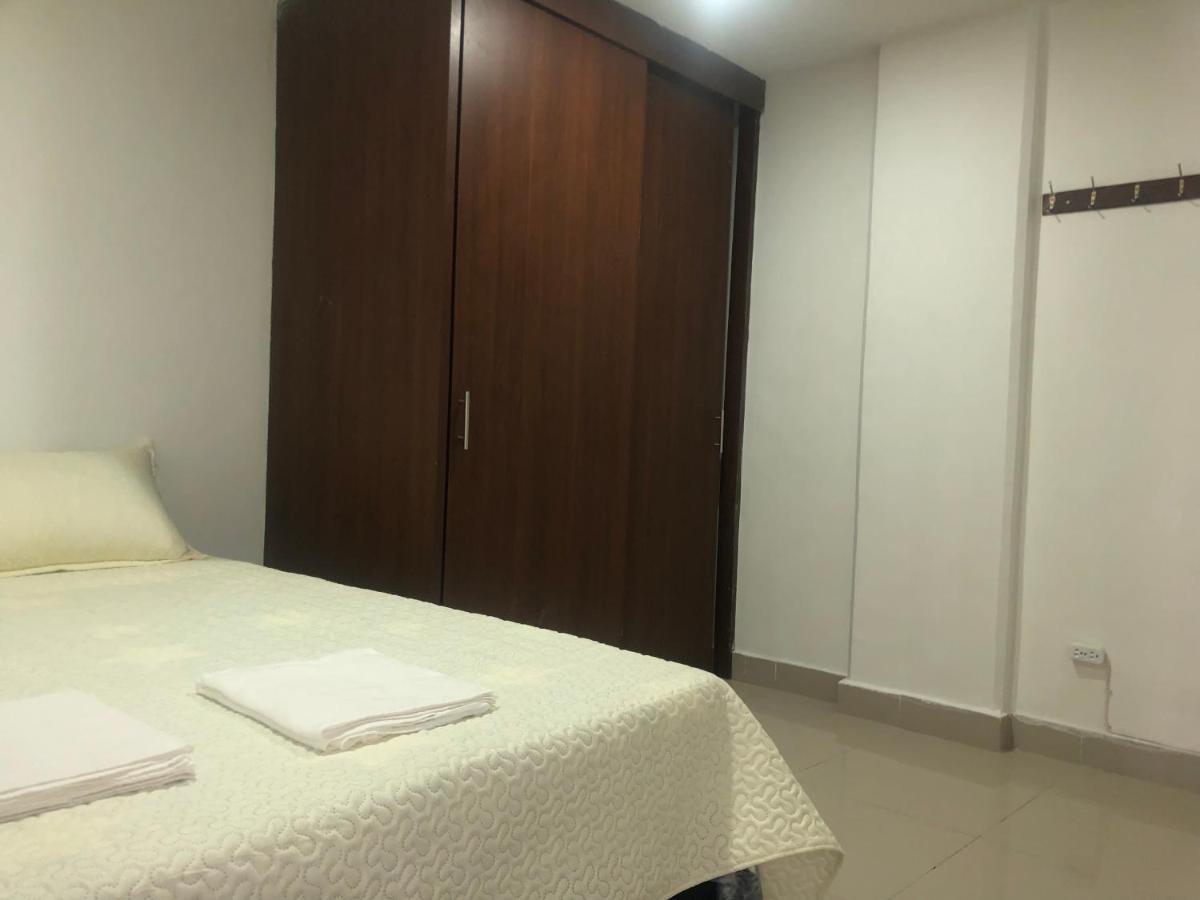 Apartamento Comodo En Laureles, Grande , Centrico , Bien Ubicado Apto303 * Medellín