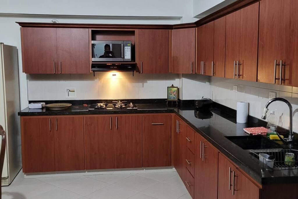 Apartamento Hermoso Apartamento 3 Alcobas, 8 Huespedes Medellín