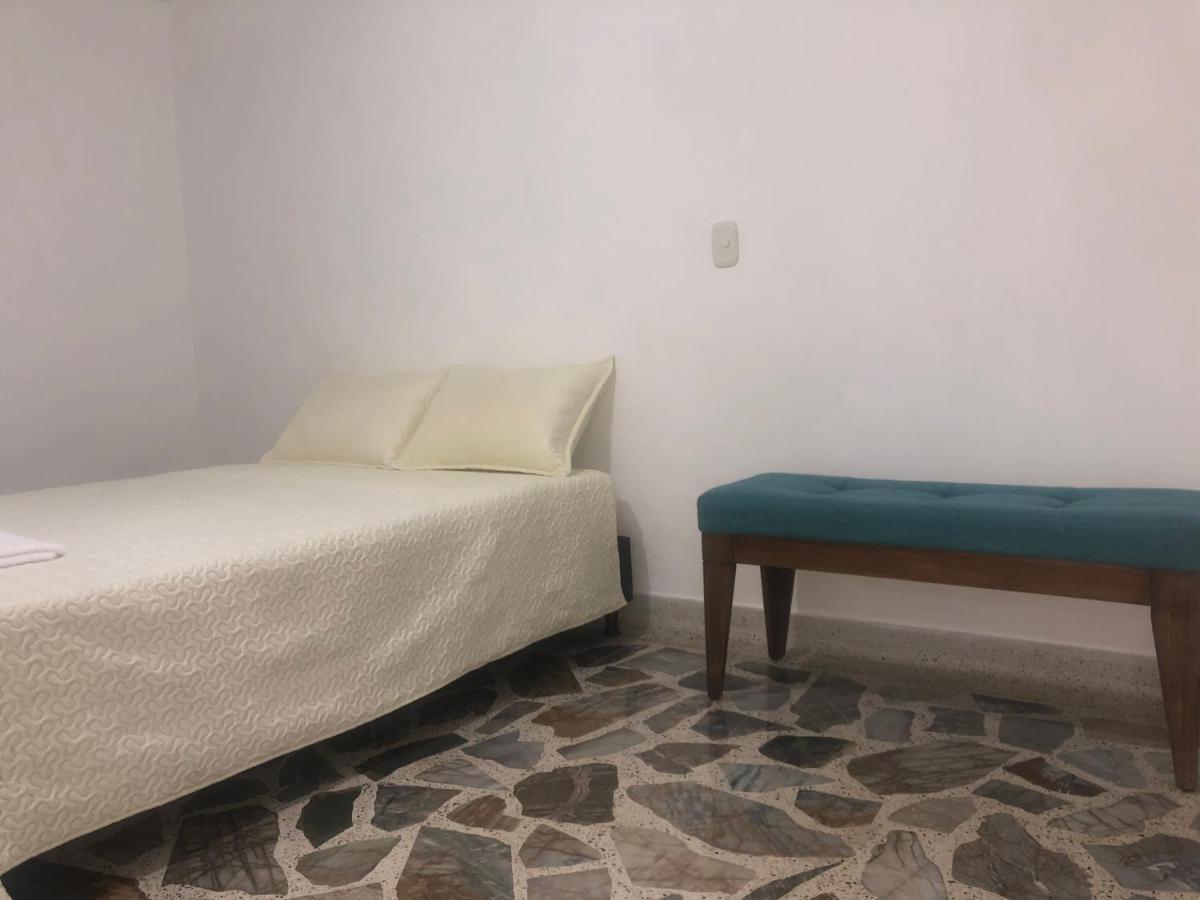 Apartamento Apartamento Comodo En Laureles , Centrico Y Bien Ubicado Apto 301 *